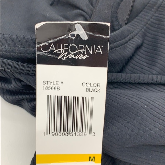 One-Piece Black Ribbed Low Back Swimsuit XS - Picture 4 of 7